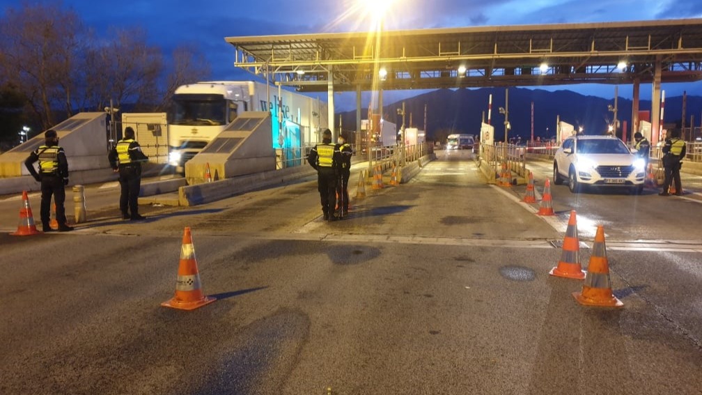 Pyrénées-Orientales : arrêté en plein couvre-feu avec 90 kilos de...